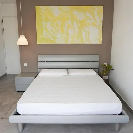 Modern Penthouse Close To The Sea