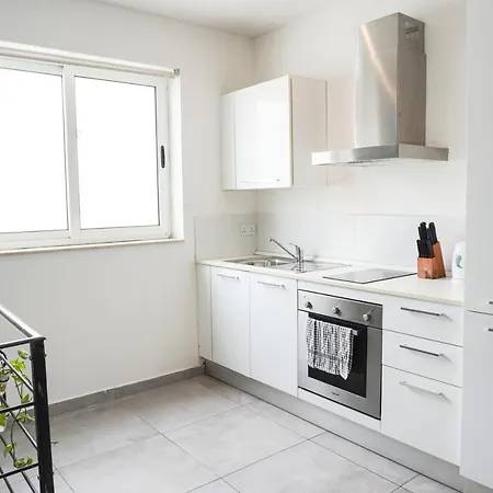 Modern Penthouse Close To The Sea *